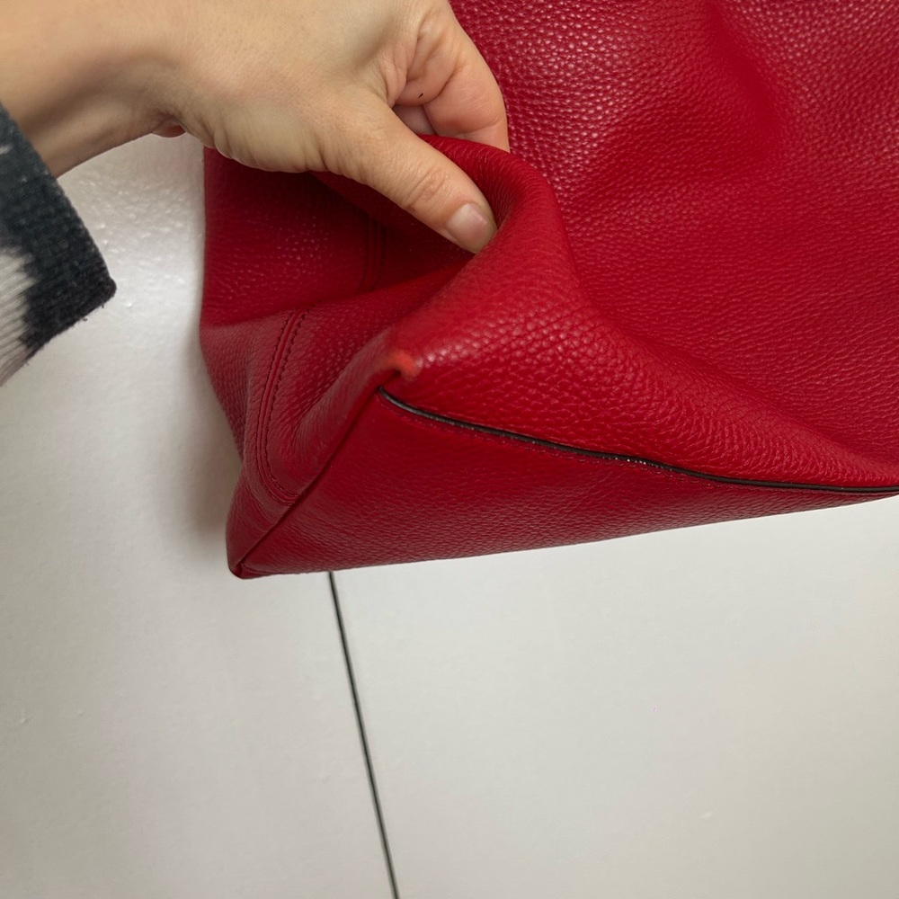 Gucci Cellarius Calfskin Medium Soho Chain Shoulder Bag Vibrant Red - Picture 4 of 8